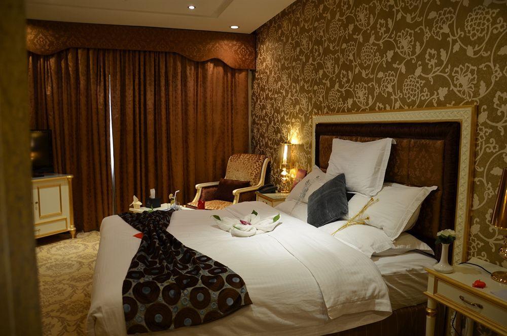 Rose Garden Hotel Riade Quarto foto